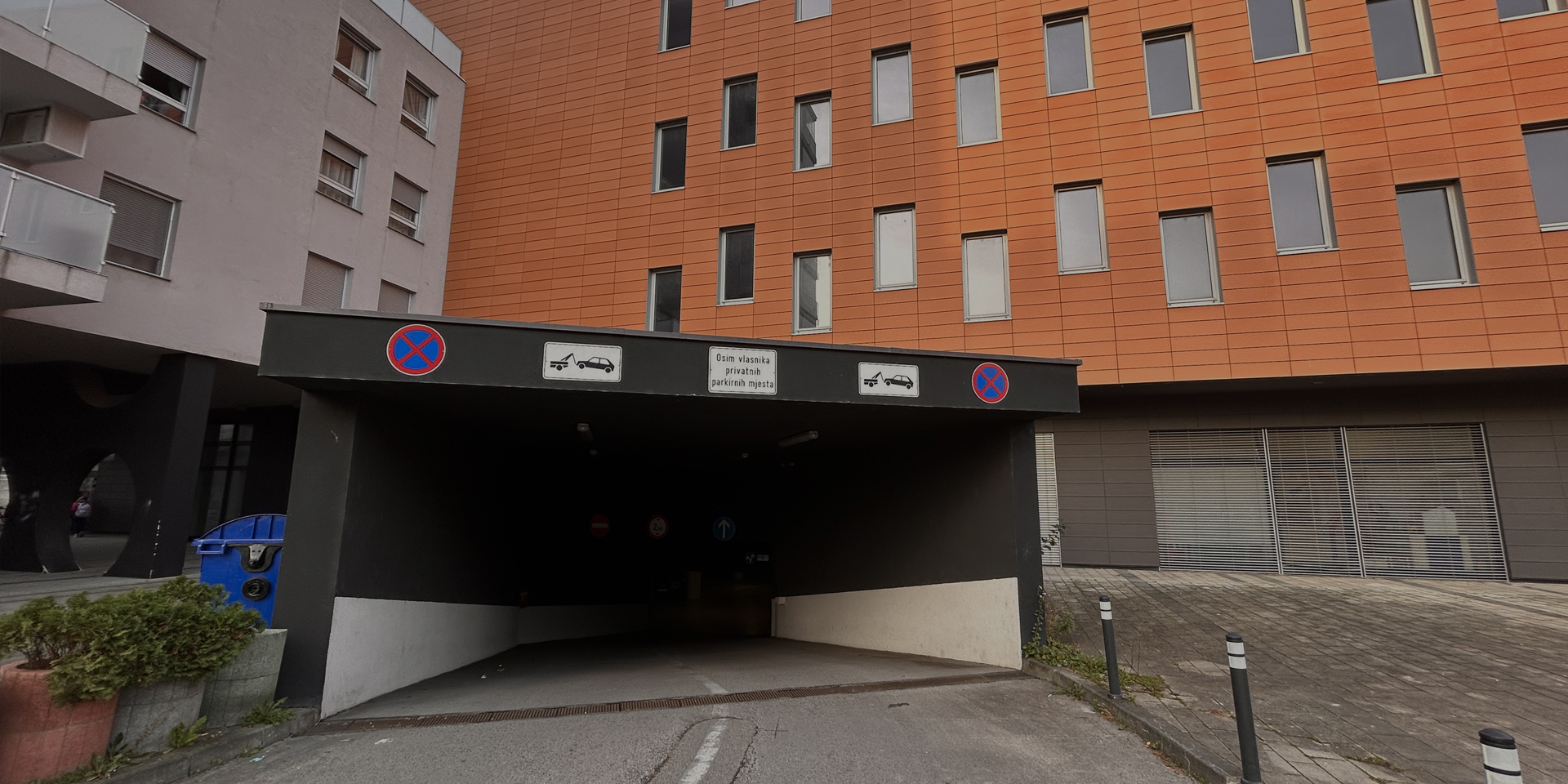 Vrbani III - GARAŽNO PARKIRNO MJESTO